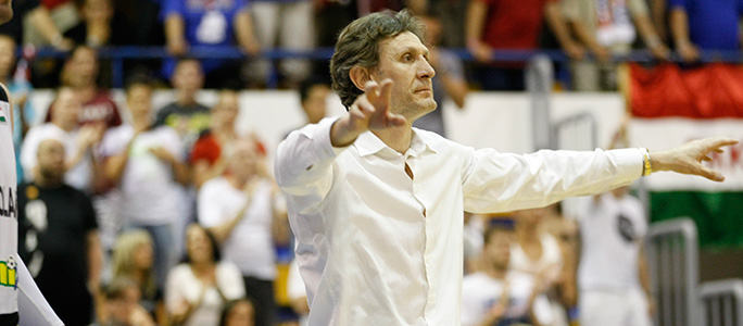 Javítani készül az Olaj