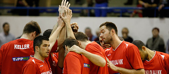 Az Olaj az elsőségért lép pályára