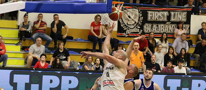 Lépéselőnyben a ZTE