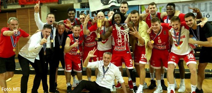 NYOLCADSZOR MAGYAR BAJNOK AZ OLAJ!