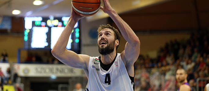 Nagy különbséggel győzött a Szolnok a Paks ellen